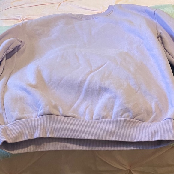 Purple crewneck sweater from SHEIN - Picture 2 of 3